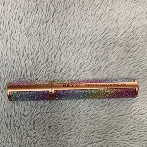 HEYXI Starlit Sky Slender Black Mascara